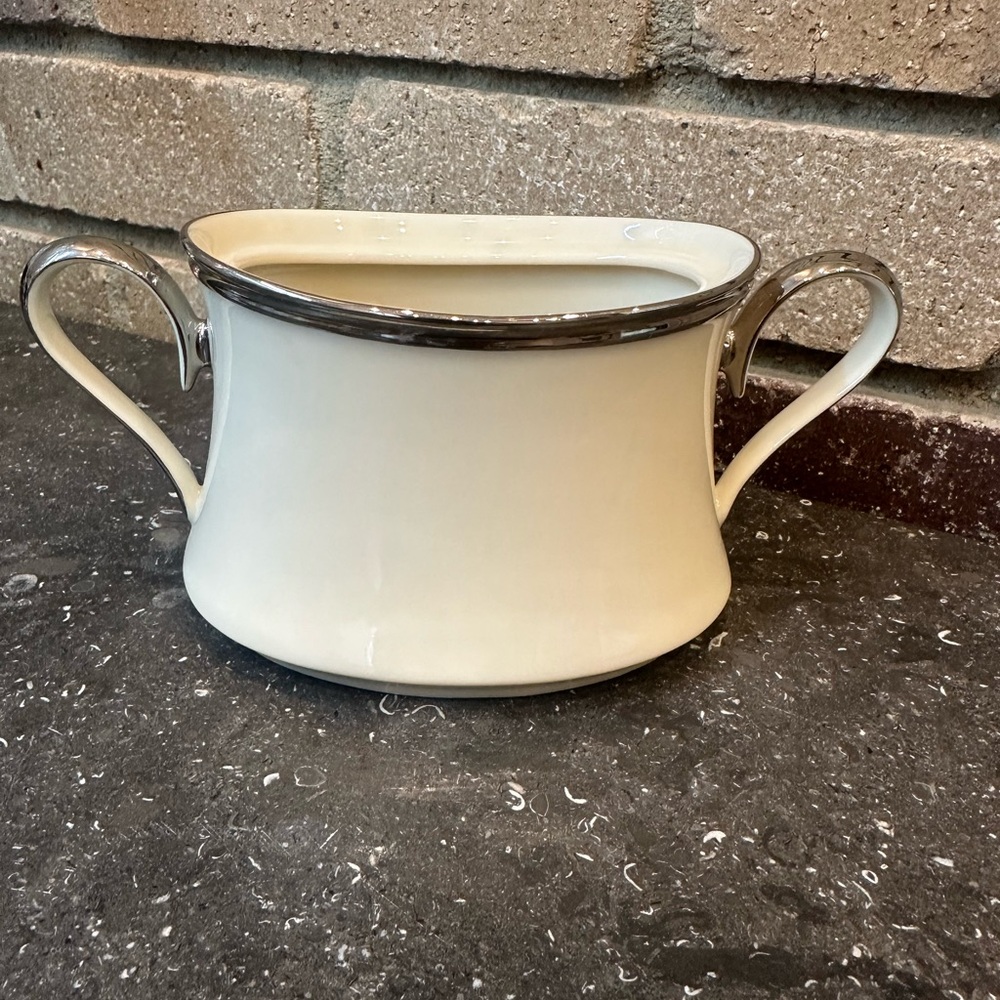Solitaire by Lenox platinum trim sugar bowl no lid